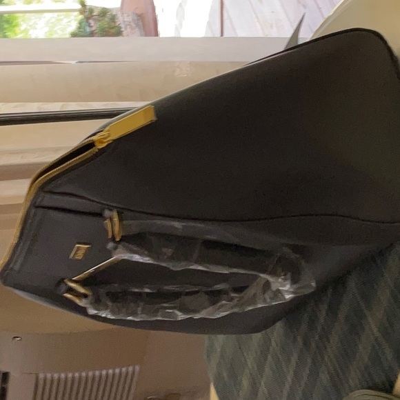 Joy and Iman Grey Leather Handbag - Picture 2 of 4